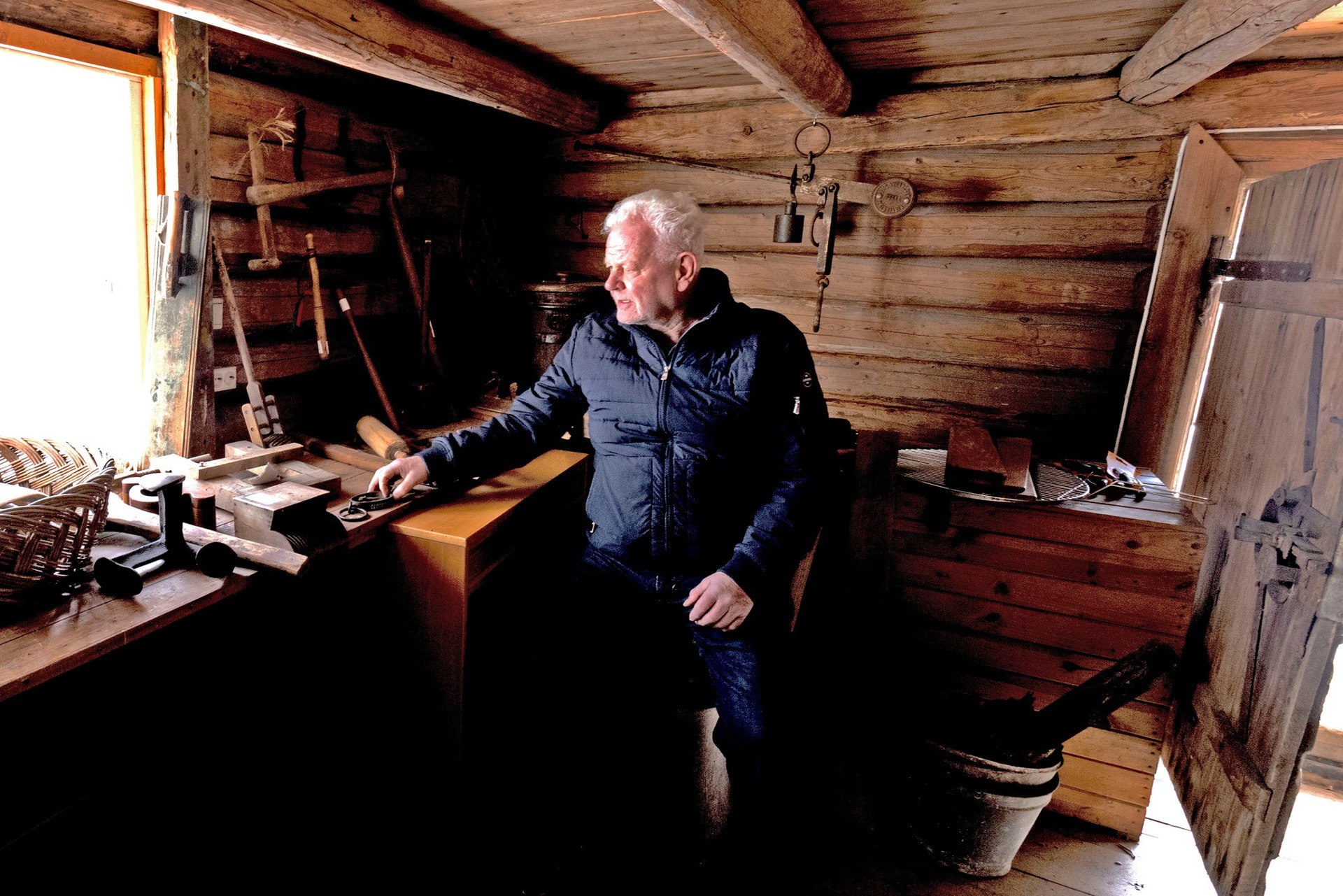 Freddy rydder stabburet